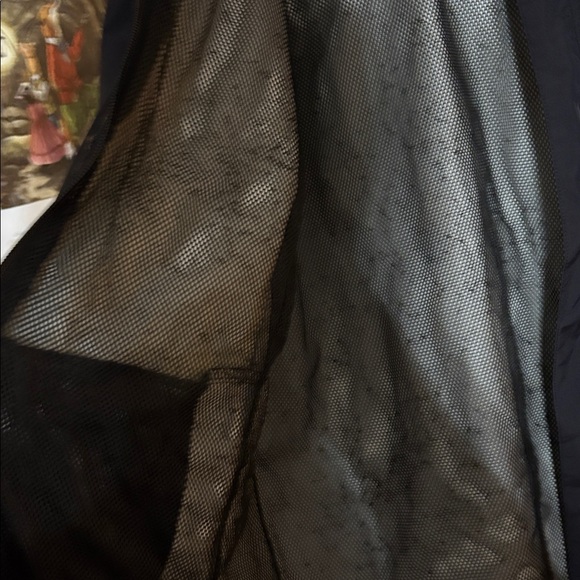 The North Face Black Windbreaker Hooded Jacket - Picture 4 of 7